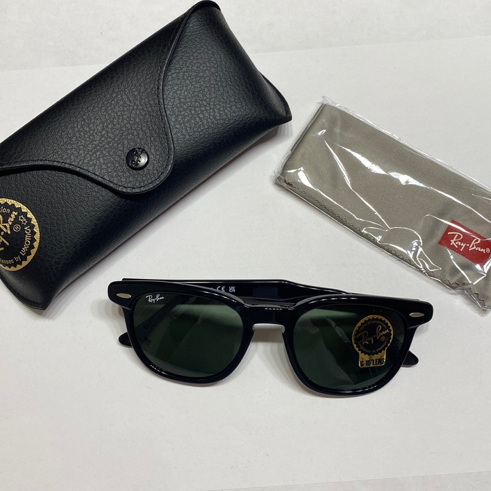 Brand New Rayban Sunglasses
